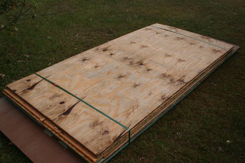 lot 98 image: Plywood and Siding Panels