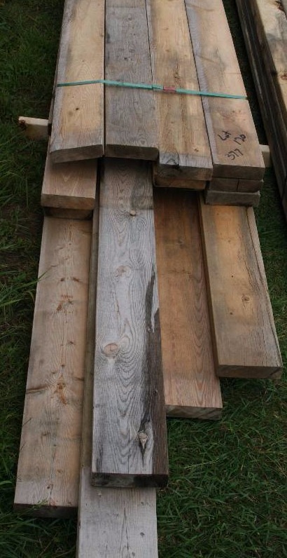 lot 120 image: Common 2x6s