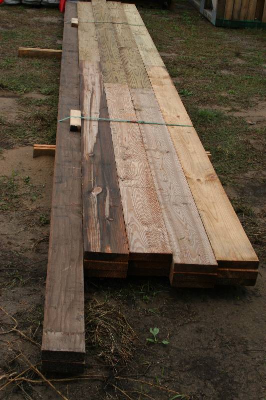 lot 126 image: Posts and Beams