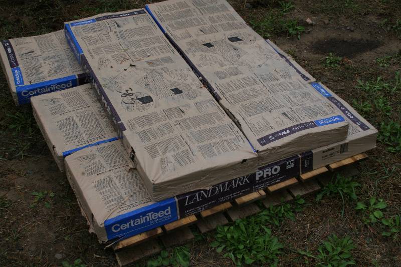 lot 135 image: Shingles