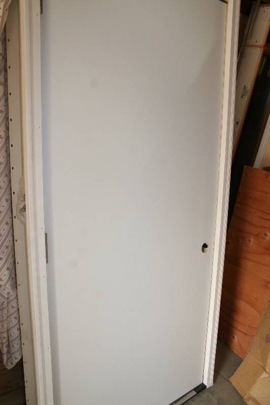 lot 152 image: Insulated Pre Hung Exterior Door