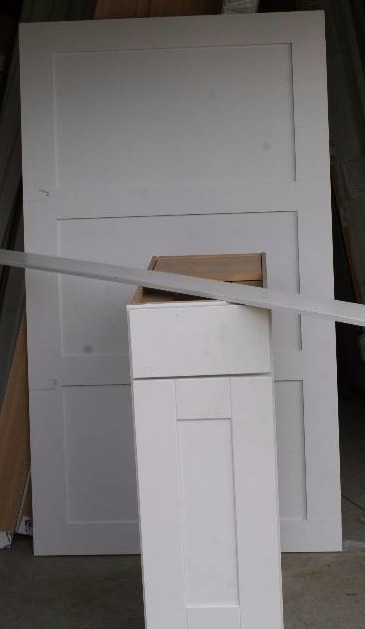 lot 180 image: White Cabinet with Cabinet Back and Trim Piece