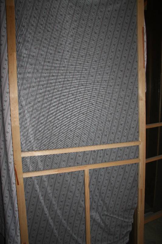 lot 194 image: 36 T-Bar Sreen Door