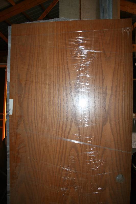 lot 256 image: Interior Slab Door