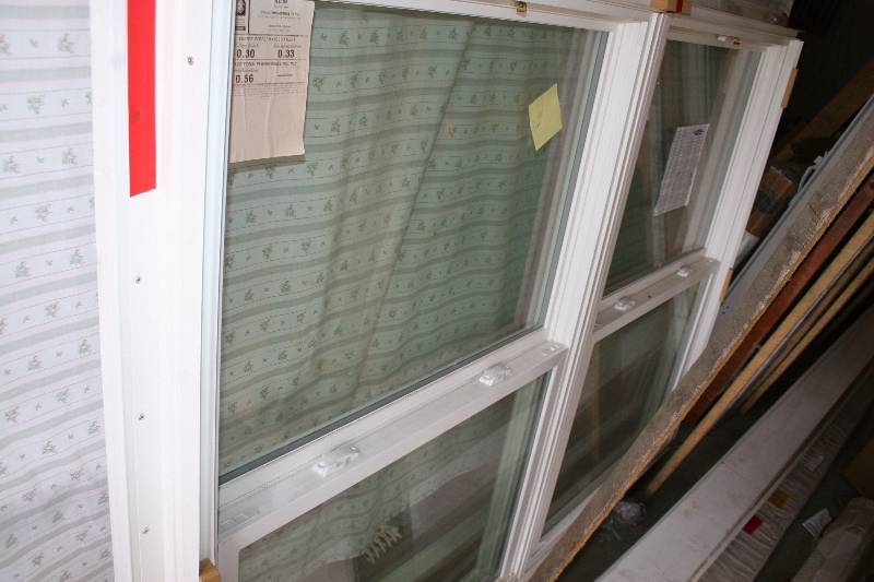 lot 259 image: Vector Vertical Slider Window