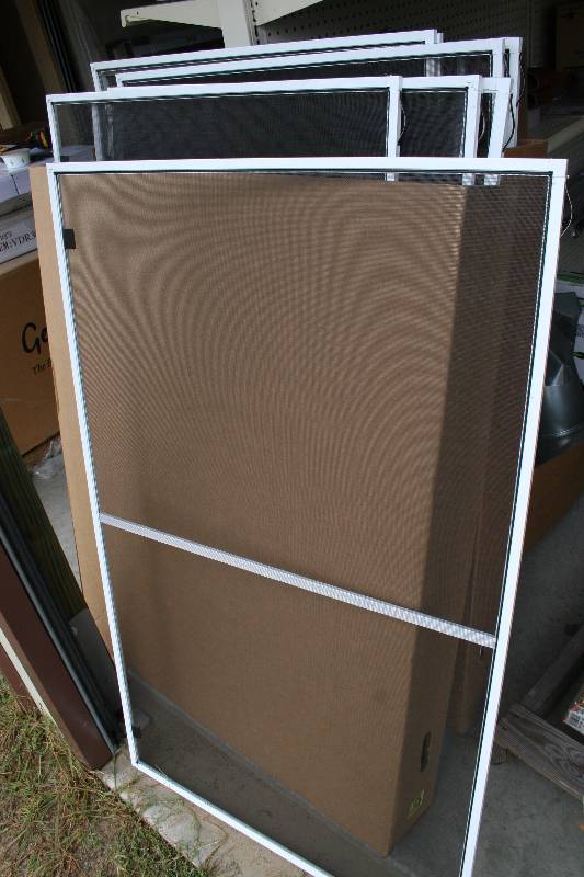 lot 264 image: Window Screens