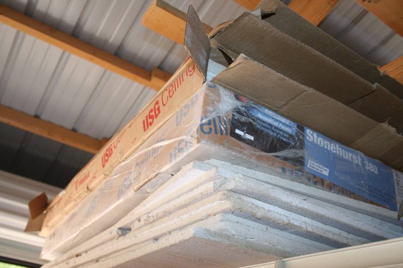 lot 265 image: Drop Ceiling Tiles