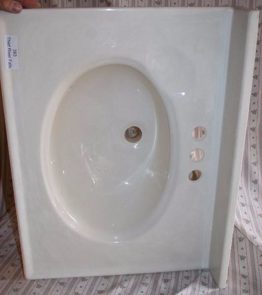 lot 347 image: Vanity Sink