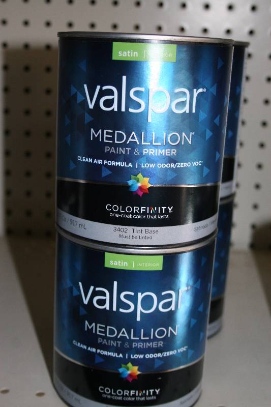 lot 401 image: Valspar Paint and Primer
