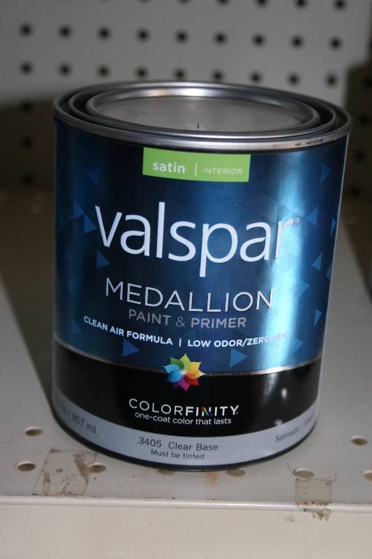 lot 402 image: Valspar Paint and Primer