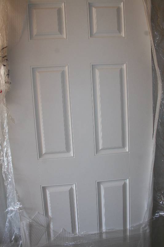 lot 432 image: Wooden Exterior Door