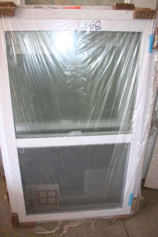 lot 443 image: Sliding Vinyl Window