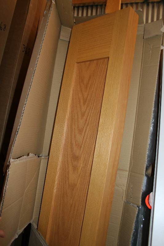 lot 494 image: Pair of Bi-Fold Doors
