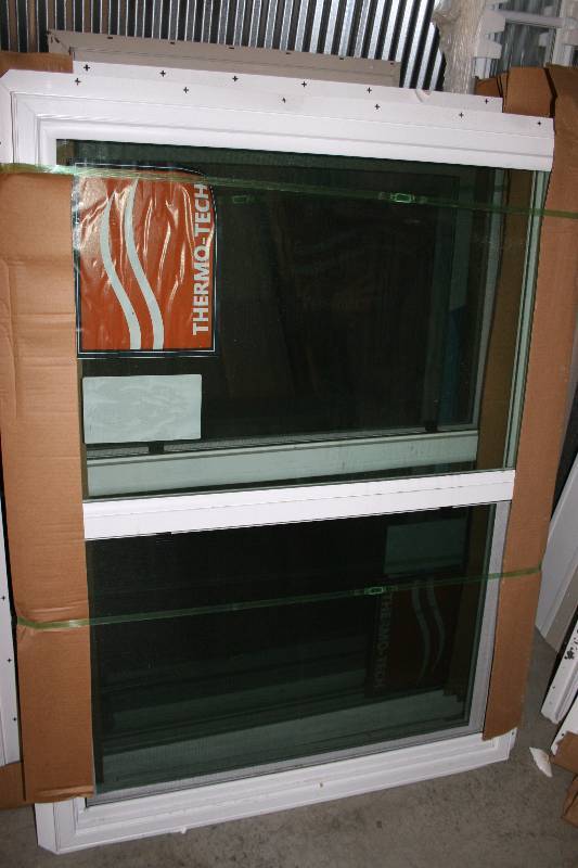 lot 522 image: Horizontal Sliding Window