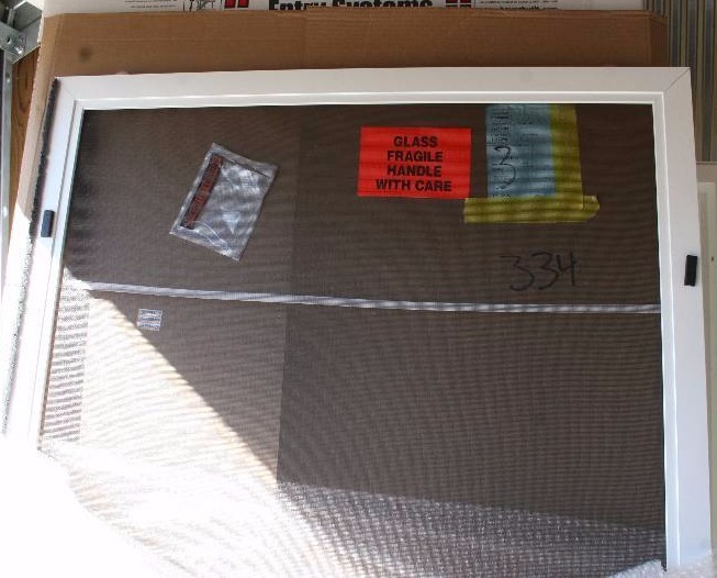 lot 547 image: Door Screens