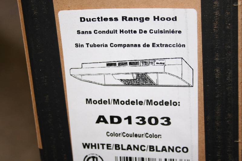 lot 579 image: 30 Range Hood