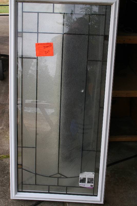 lot 582 image: Frosted Window Panel For Door
