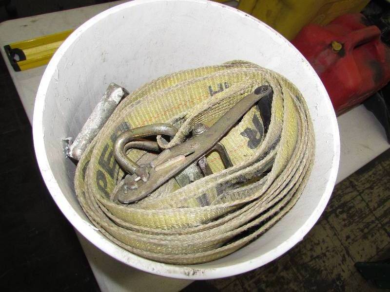 lot 540 image: PAIL OF RATCHET STRAPS