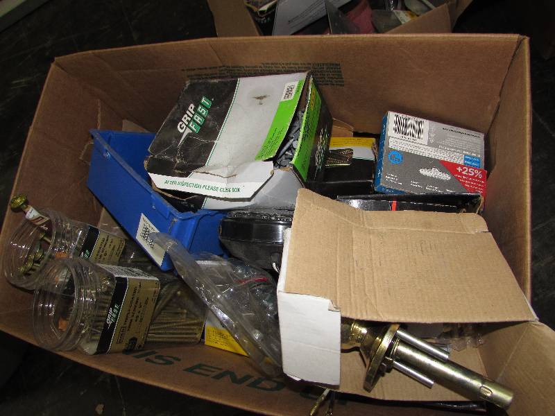 lot 562 image: BOX OF MISC, NAILS, SCREWS, STAPLES AND MORE