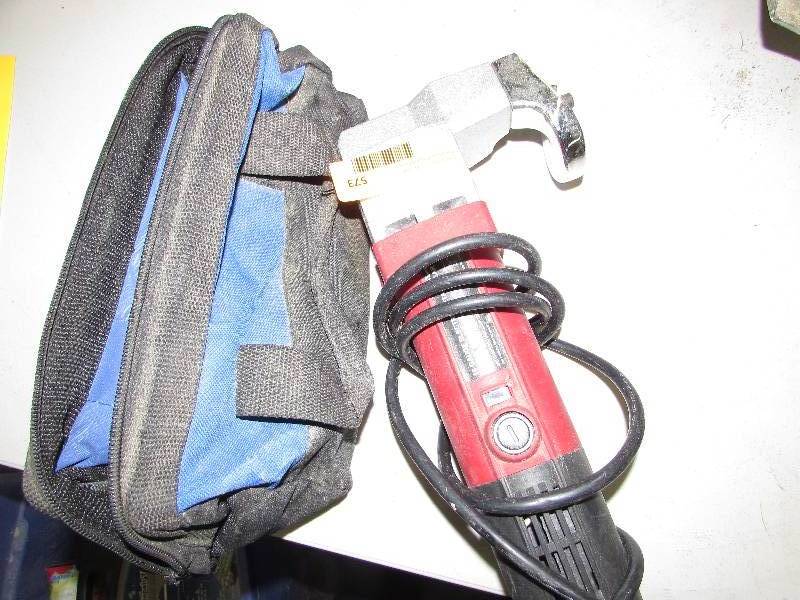 lot 573 image: DREMEL AND TOOL SHOP ELECTRIC SHEERS