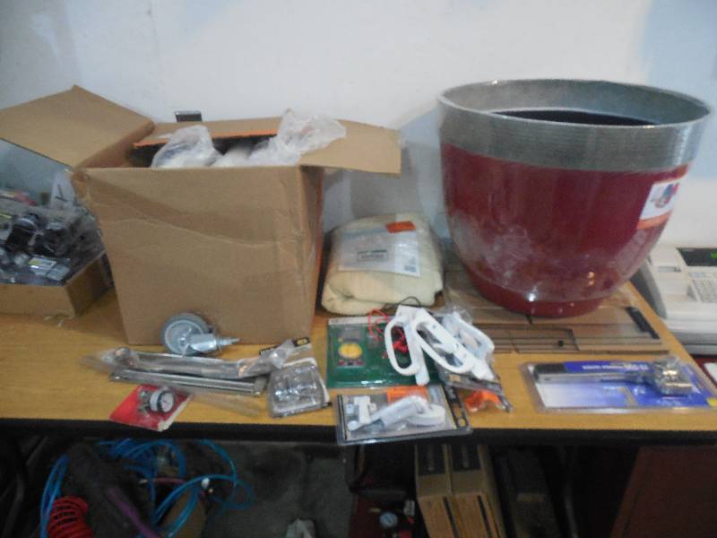 GRAB BOX LOT OF ASSORTED ITEMS