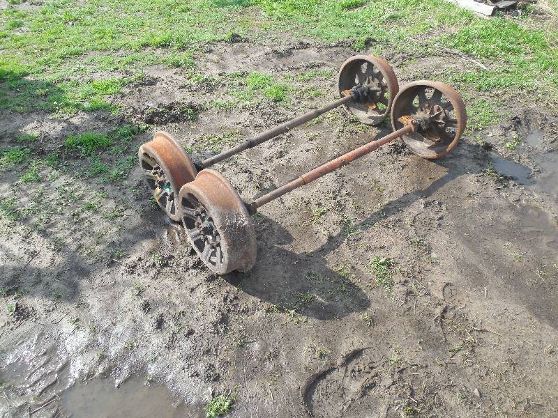 lot 15 image: 2 RAIL CAR AXLES