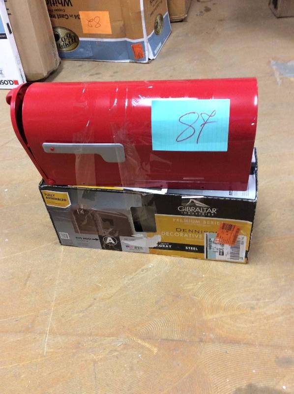 lot 87 image: Lot of 2 Mailboxes
