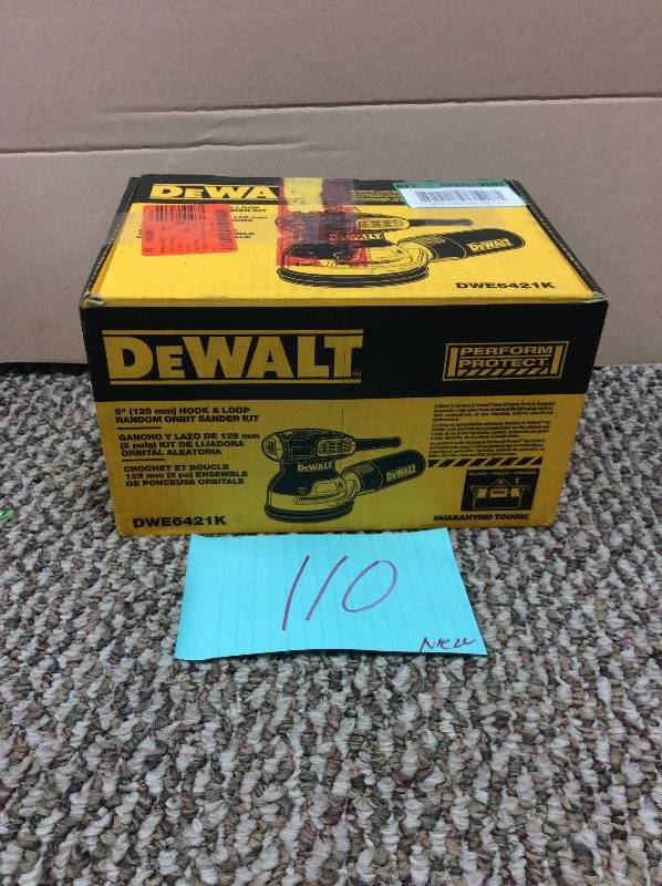 lot 110 image: Dewalt 3 Amp 5 in. Corded Random Orbital Hook and Loop Sander