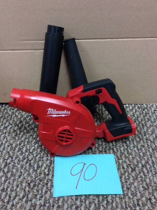 lot 90 image: Milwaukee Compact Blower not used 0884-20