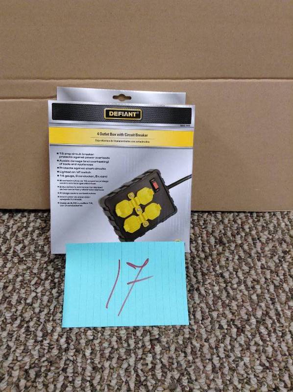 lot 17 image: Defiant 4 outlet with Circuit Breaker