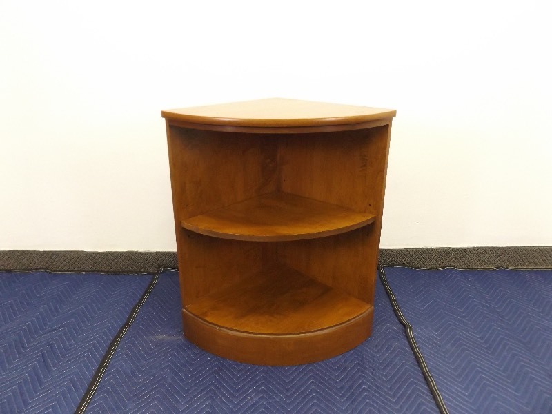lot 26 image: Solid Wood Corner Shelf