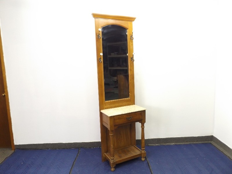 lot 20 image: Antique Oak Hall Tree Table with Marble Top