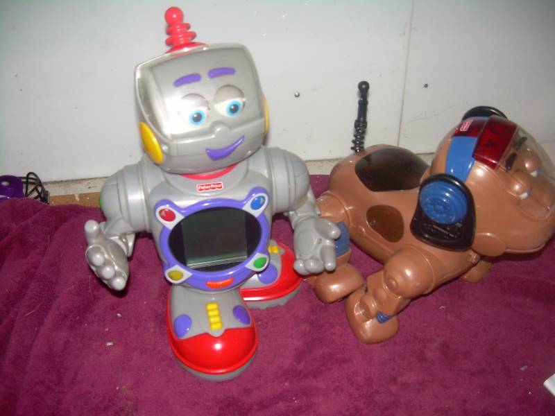 lot 41 image: MATH ROBOT AND A ROBOT DOG