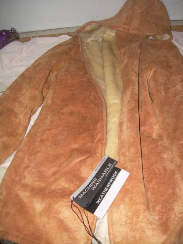 lot 55 image: WEATHER PROOF BUCK SKIN COLORED JACKET
