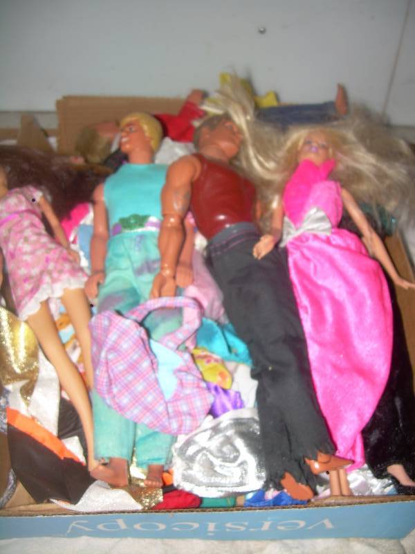 lot 63 image: COLLECTIBLE BARBIES