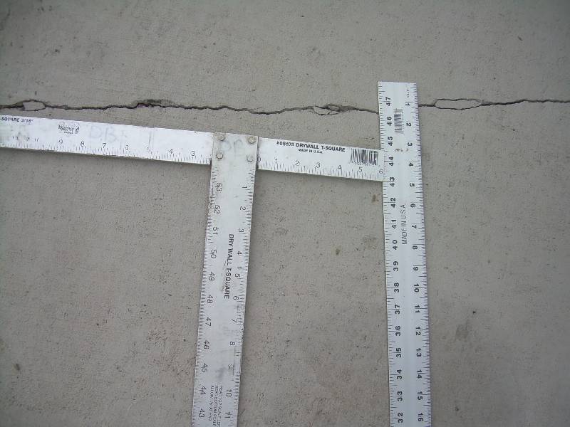 lot 66 image: DRYWALL T SQAURE 1 RULER