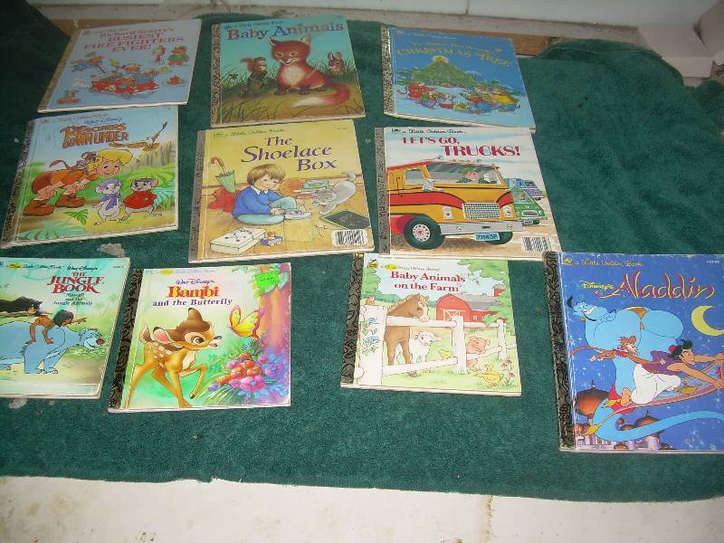 lot 76 image: 10 LITTLE GOLDEN BOOKS