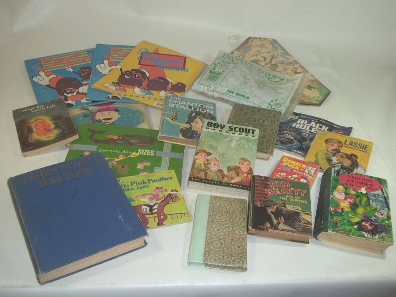 lot 91 image: Misc. Vintage Childrens Books