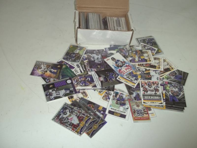 lot 95 image: Mn Vikings Football Cards
