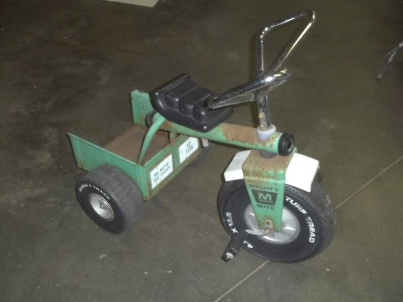 lot 155 image: Vintage Mighty Mite trike