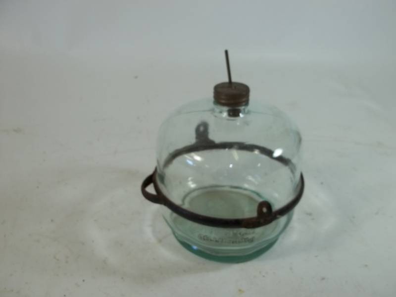 lot 176 image: Kerosene Glass Tank 1914