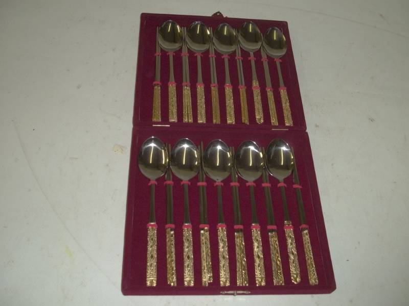 lot 248 image: Stainless Steel Chopsticks and Spoons