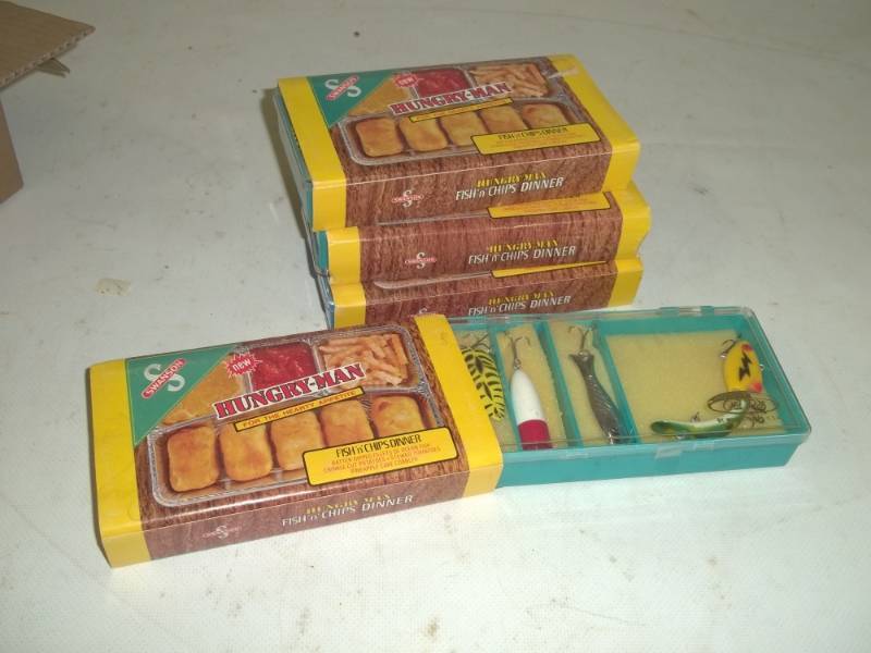 lot 249 image: Swanson TV Dinner Old Pal Tackle Box set of 4