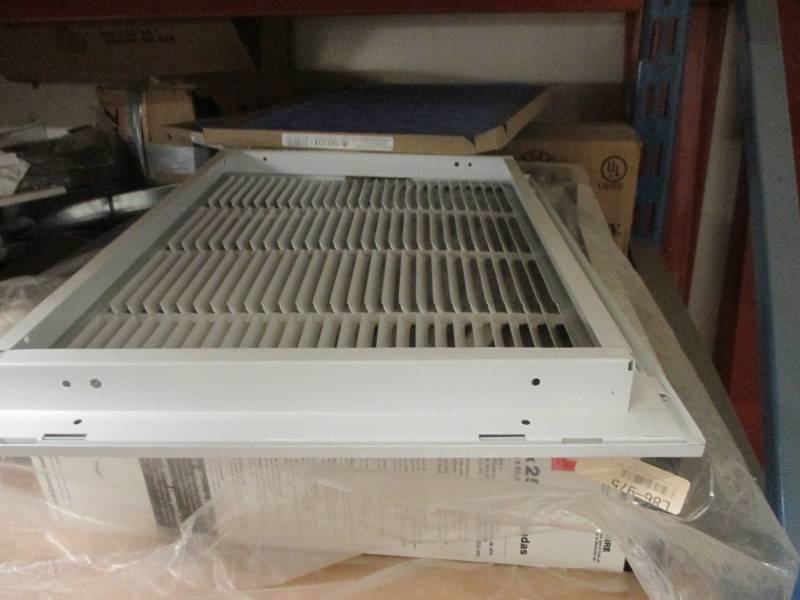 lot 140 image: Large Lot of Vents, Insulation, Ductwork (see pics)