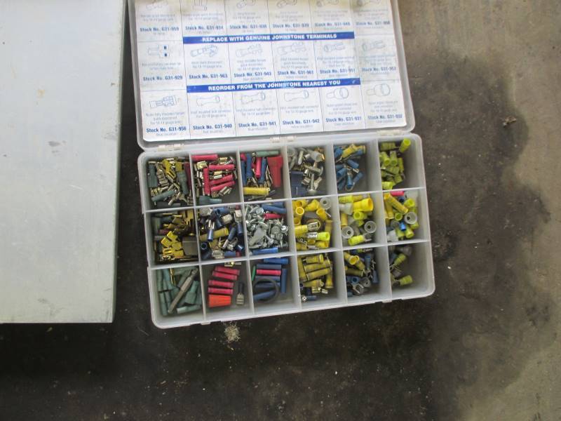 lot 62 image: Misc. Lot (see pics)