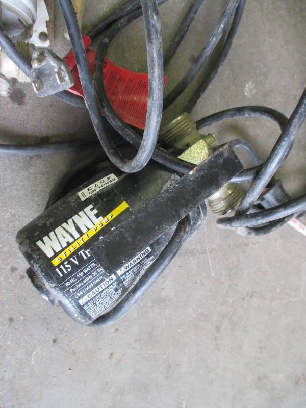 lot 65 image: (2) Pumps, Gas Pressure Test Kit, Regulator