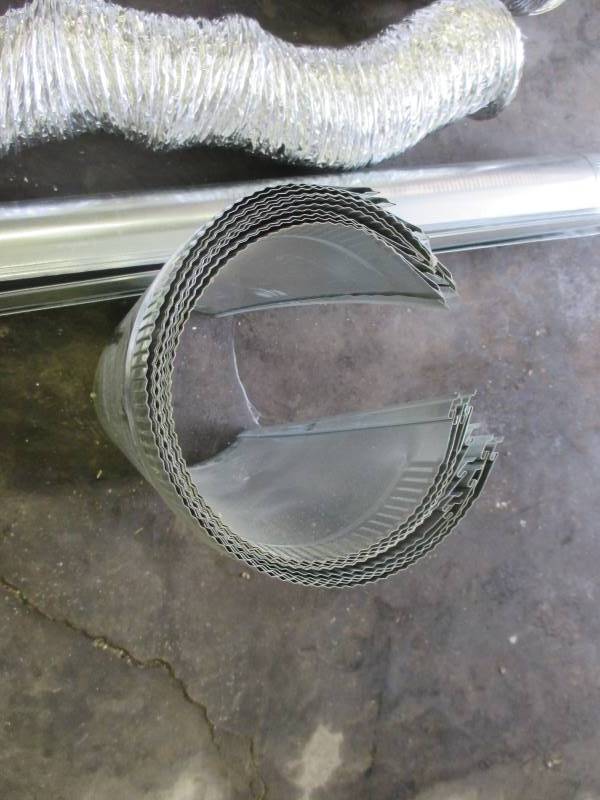 lot 73 image: Steel & Flexible Ductwork