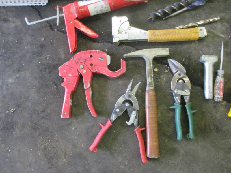 lot 75 image: Tools & Misc. (see pics)