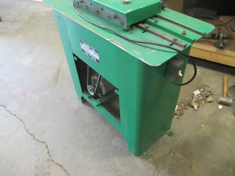 lot 8 image: Flagler 20ga Lockformer