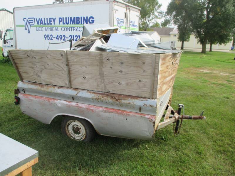 lot 109 image: Pickup Box Trailer  Load of Scrap